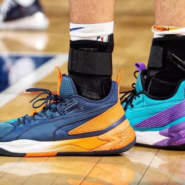 英超第14轮： 范戴克失误致丢球维尔茨造乌龙 利物浦1-1桑德兰（英超第14轮：范戴克失误送礼、维尔茨逼出乌龙，利物浦1-1战平桑德兰）