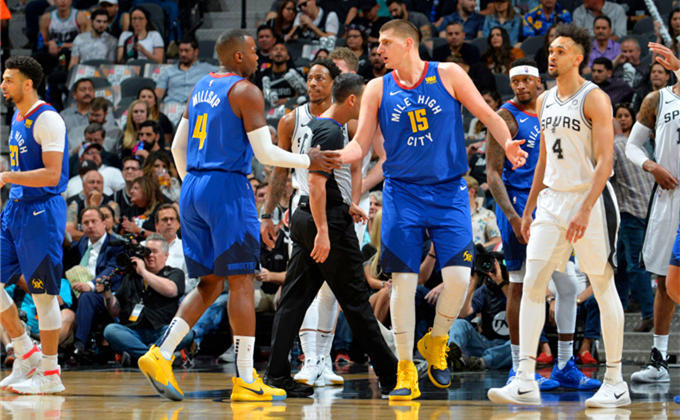 自然年国家队+顶级联赛俱乐部进球数历史前10：梅西91球第1（自然年国家队与顶级联赛俱乐部进球历史前十：梅西91球居首）