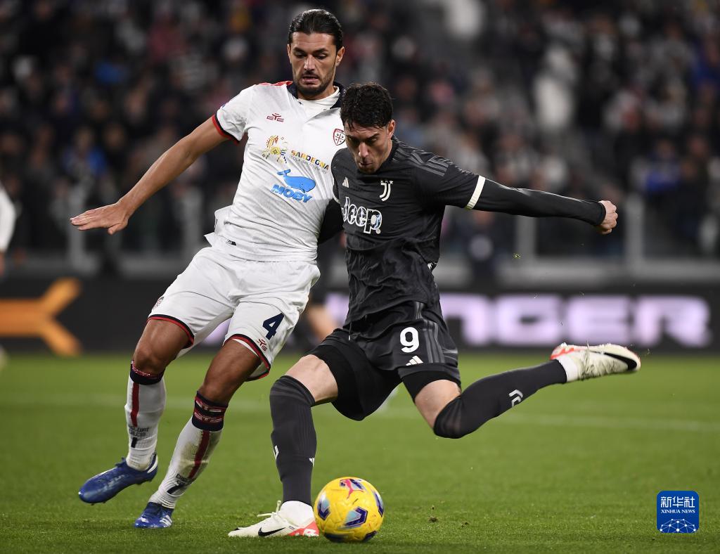 半场战报：克雷莫内塞0-0莱切（半场战况：克雷莫内塞与莱切互交白卷）