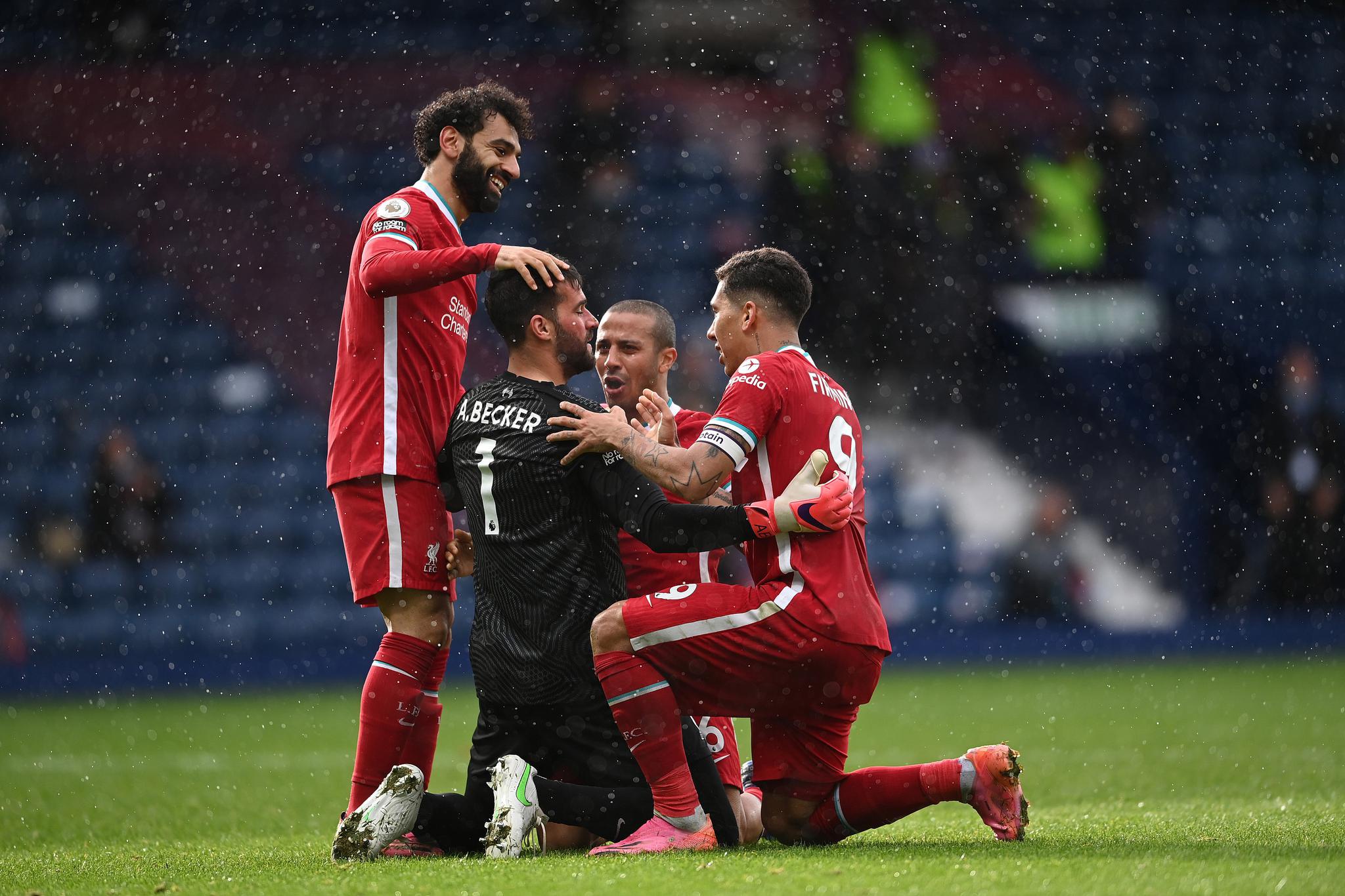 仅次于大梦&登&威，阿门圣诞大战达成25+5+5成火箭队史第四人（阿门圣诞夜砍下25+5+5，继大梦、登哥、威少之后成火箭队史第4人）