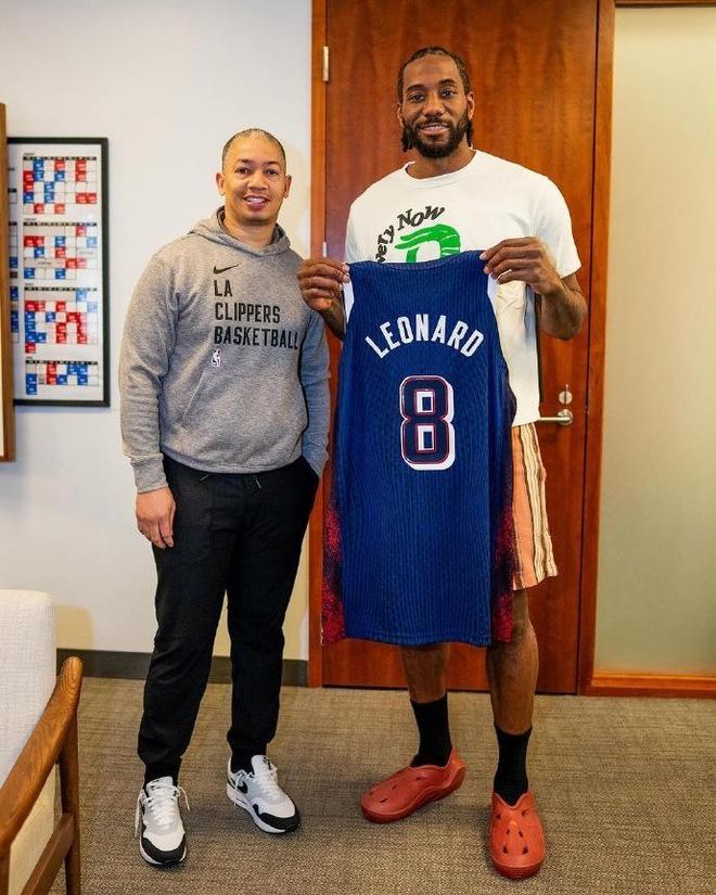 全运会丨排球——女子成年组小组赛：江苏队胜云南队（全运会女排成年组小组赛：江苏战胜云南）