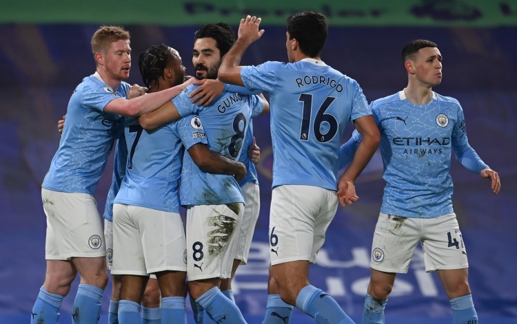 北京时间12月10日凌晨04：00，2025／26赛季欧冠联赛阶段第六轮的一场关键对决将在诺坎普球场上演。（北京时间12月10日04：00，2025／26赛季欧冠第六轮焦点战将在诺坎普打响）