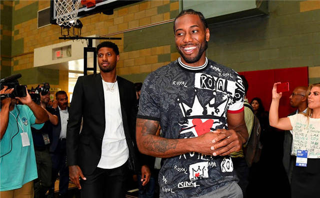 踢球者：拜仁正密切关注格里马尔多，希望其替代格雷罗（踢球者：拜仁锁定格里马尔多，计划让其接班格雷罗）