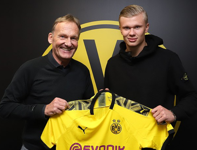 曼斯菲尔德主帅：主裁提前一分钟吹响半场哨，我们要申请重赛（曼斯菲尔德主帅称主裁提前1分钟结束半场，将申请重赛）