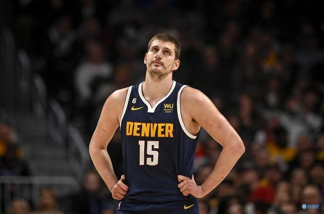 我与乔科的合作经历：篮球界的传奇故事（与乔科并肩的岁月：书写篮坛传奇）