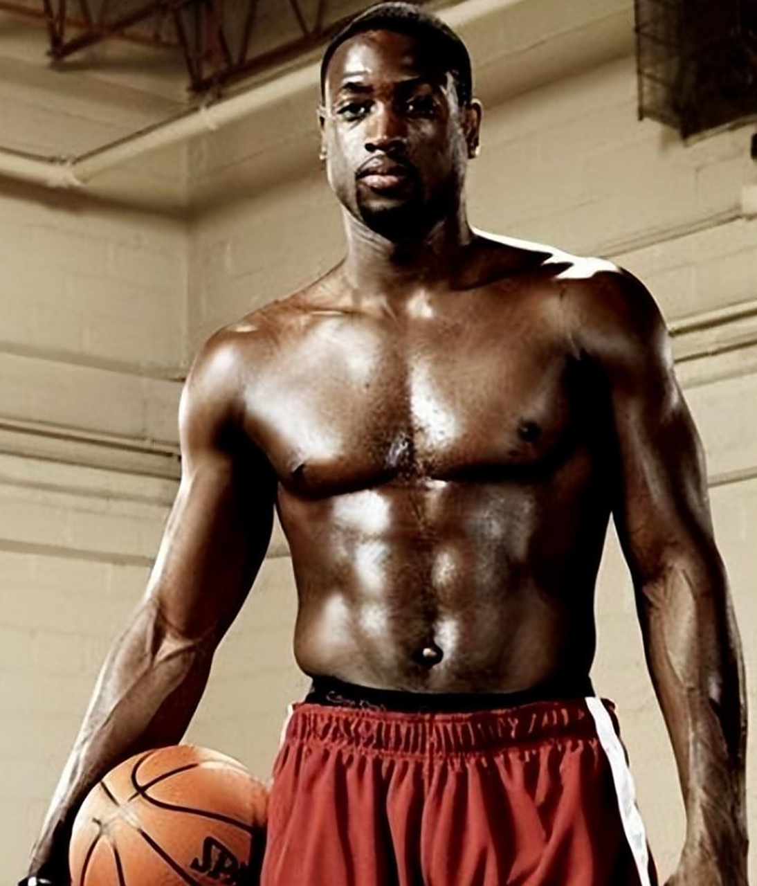 略伦特：若没被西班牙征召我也不难过；我现在享受品葡萄酒（略伦特：即便无缘西班牙征召也不介意，如今正享受品酒时光）